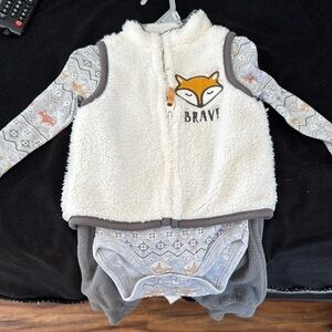 Kyle & Deena Baby Clothes 3 piece Christmas set